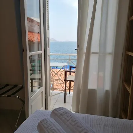 Ta Adelfia Lägenhetshotell 4*