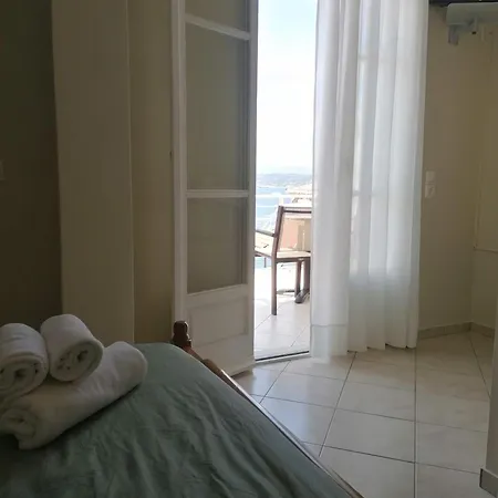 Apart-hotel Ta Adelfia