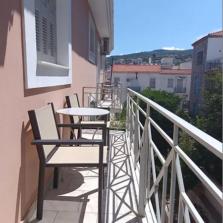 Ta Adelfia Apart-hotel Pylos
