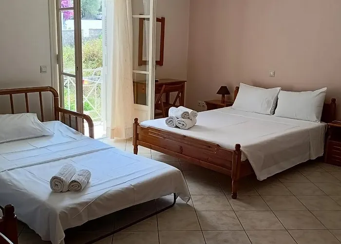 Ta Adelfia Hotel apartamentowy Pylos