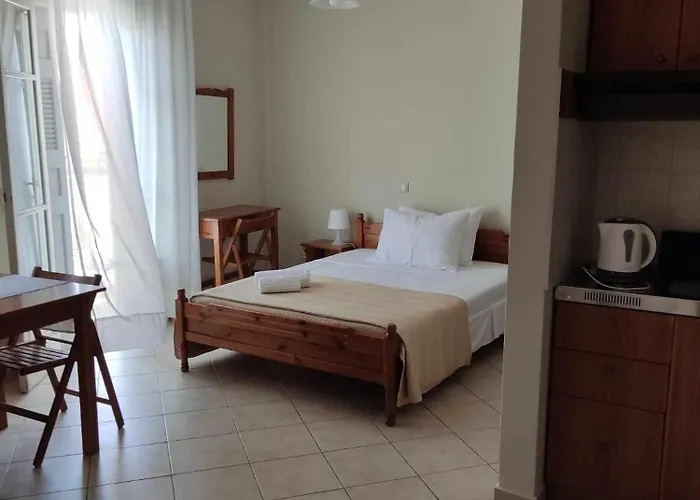 Ta Adelfia Aparthotel 4*