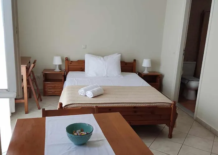 Hotel apartamentowy Ta Adelfia Pylos