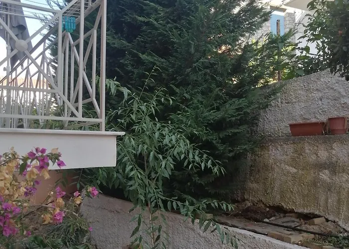 Ta Adelfia شقة فندقية 4*