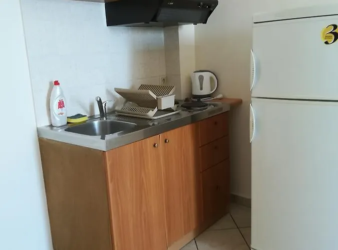 Ta Adelfia Aparthotel 4*